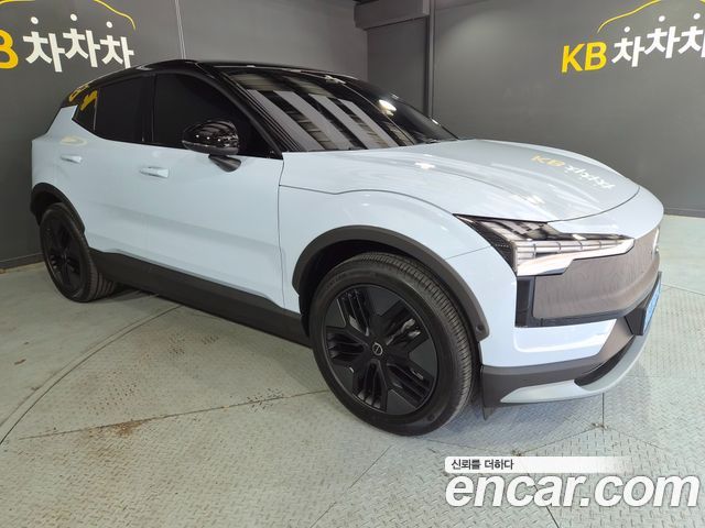 Volvo EX30 Performance Ultra — пробег 5 535 км — фото 5 из 5