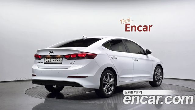 Hyundai AVANTE из Кореи Encar