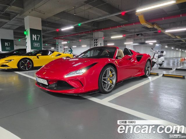 Ferrari F8 3.9 V8 — пробег 12 000 км — фото 3 из 5