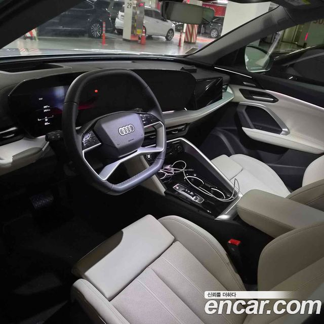 Audi Q5 45 TFSI Quattro Sportback S Line — пробег 3 500 км — фото 3 из 5