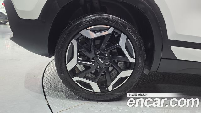 Kia Seltos из Кореи Encar