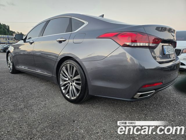 Hyundai Genesis из Кореи Encar