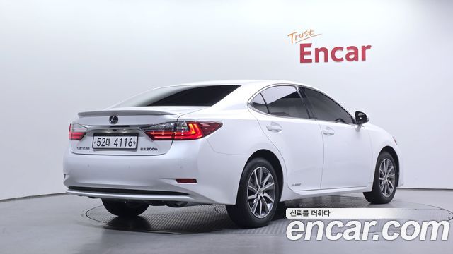 Lexus ES из Кореи Encar