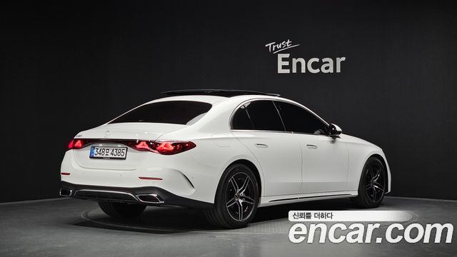 Mercedes-Benz E-Class E200 AMG Line — пробег 16 км — фото 2 из 5