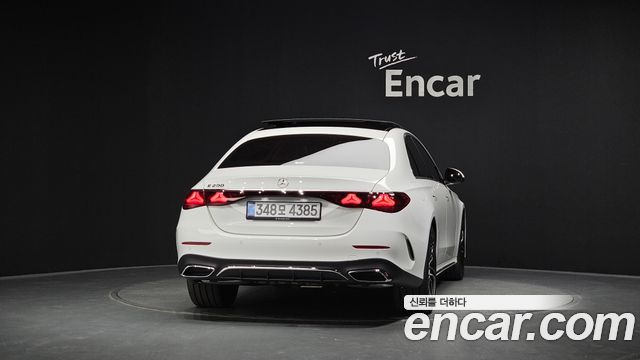 Mercedes-Benz E-Class E200 AMG Line — пробег 16 км — фото 4 из 5