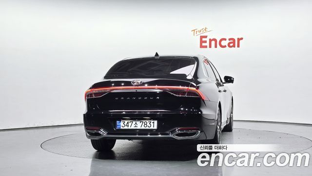 Hyundai Grandeur из Кореи Encar