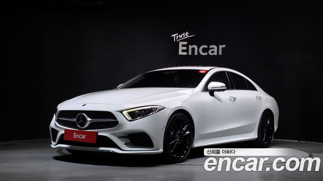 Mercedes-Benz CLS-Class CLS400d 4MATIC AMG Line — пробег 95 587 км — фото 1 из 5