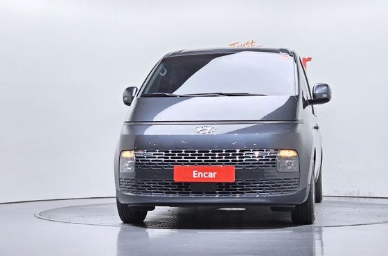 Hyundai Staria Tourer 11-Seater Modern — пробег 65 694 км — фото 3 из 5