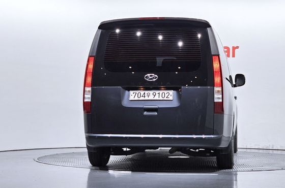 Hyundai Staria Tourer 11-Seater Modern — пробег 65 694 км — фото 4 из 5