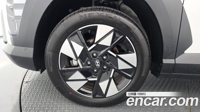 Hyundai Kona из Кореи Encar