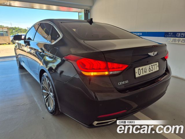 Hyundai Genesis из Кореи Encar