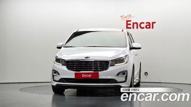 Kia Carnival из Кореи Encar