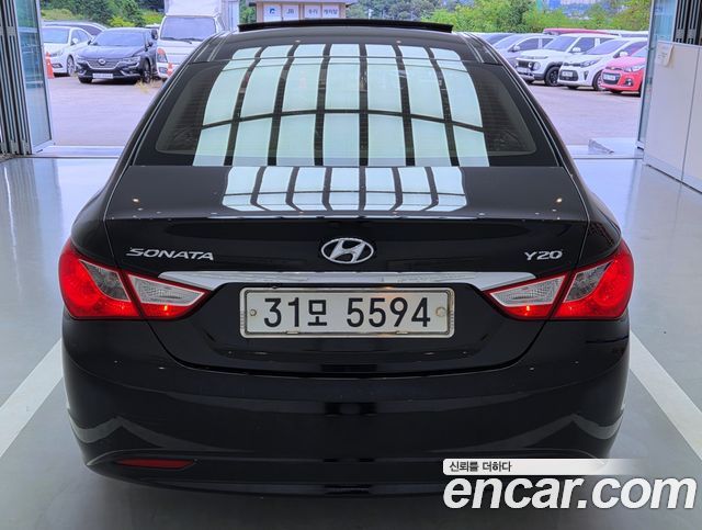 Hyundai Sonata Grand — пробег 126 159 км — фото 4 из 5