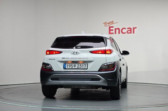 Hyundai Kona Gasoline 2.0 2WD Modern — пробег 20 170 км — фото 4 из 5
