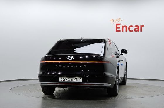 Hyundai Grandeur Premium — пробег 51 174 км — фото 4 из 5