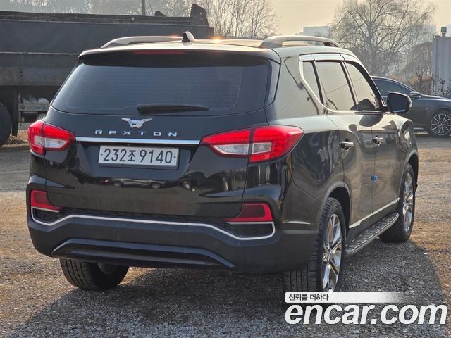 Ssangyong Rexton из Кореи Encar