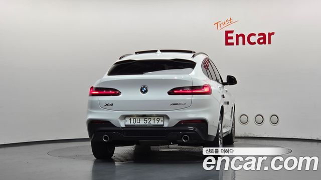 BMW X4 xDrive20d M Sport — пробег 67 392 км — фото 4 из 5