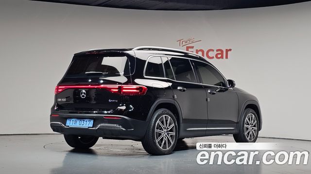 Mercedes-Benz EQB EQB300 4MATIC AMG Line — пробег 22 953 км — фото 2 из 5