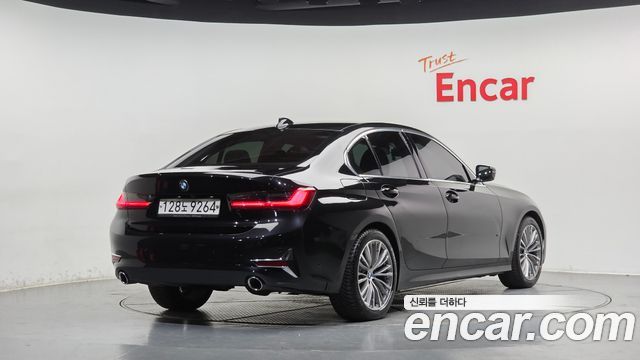 BMW 3-Series из Кореи Encar