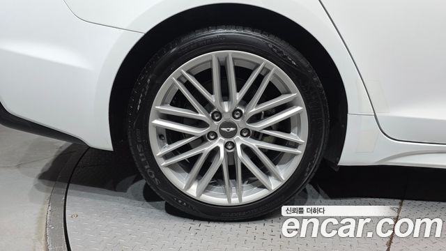 Genesis G70 из Кореи Encar