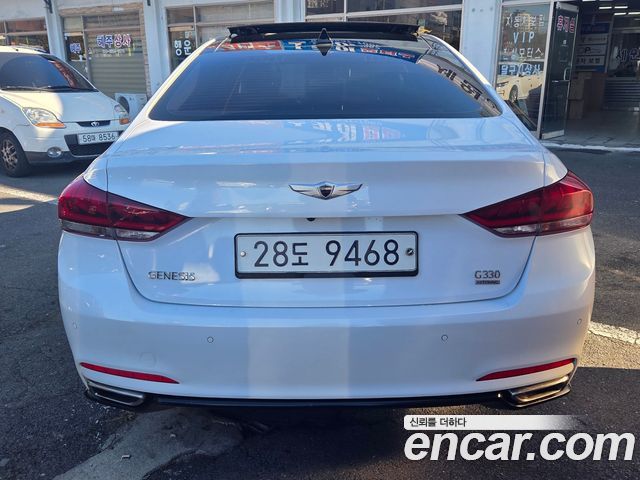 Hyundai Genesis из Кореи Encar