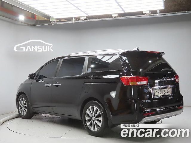 Kia Carnival из Кореи Encar