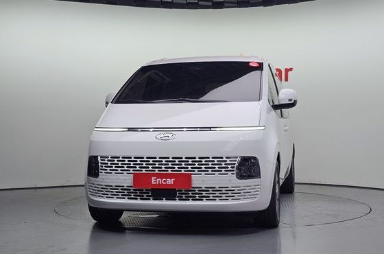 Hyundai Staria Tourer 11-Seater Modern — пробег 48 909 км — фото 3 из 5