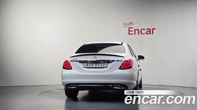 Mercedes-Benz C-Class из Кореи Encar