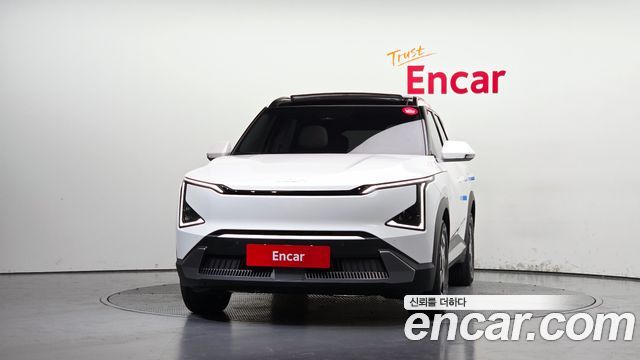 Kia EV5 из Кореи Encar
