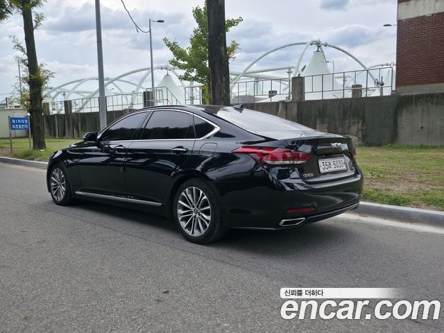Hyundai Genesis из Кореи Encar