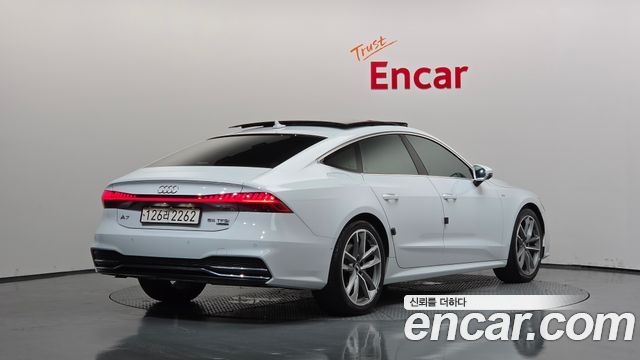 Audi A7 55 TFSI Quattro Premium — пробег 64 306 км — фото 2 из 5