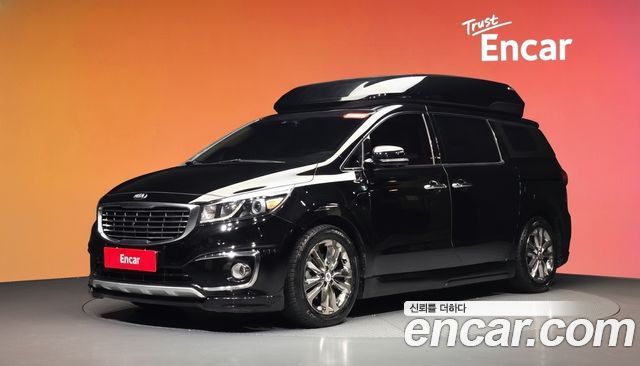 Kia Carnival 9-seater Hi-Limousine Noblesse — пробег 105 307 км — фото 1 из 5