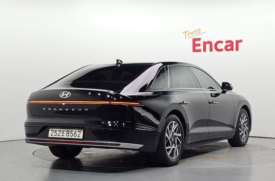 Hyundai Grandeur 2,5 Gasoline 2WD Exclusive — пробег 28 207 км — фото 2 из 5