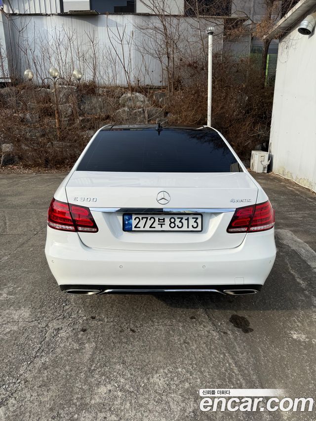 Mercedes-Benz E-Class E300 4MATIC Avantgarde — пробег 97 000 км — фото 2 из 5