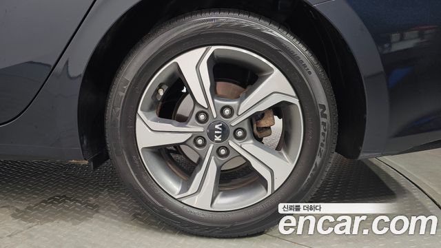 Kia K3 Prestige — пробег 176 030 км — фото 5 из 5