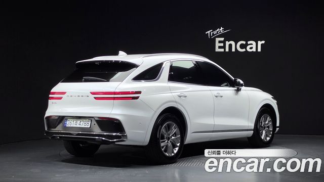 Genesis GV70 2.5T Gasoline 2WD — пробег 8 601 км — фото 2 из 5