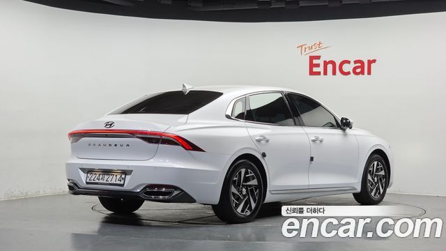 Hyundai Grandeur Premium Choice — пробег 68 035 км — фото 2 из 5