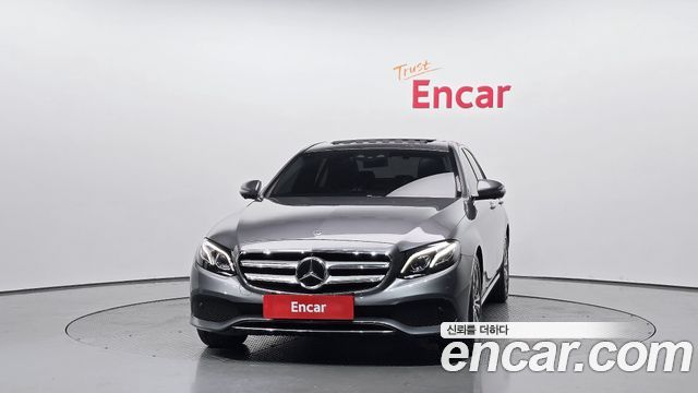 Mercedes-Benz E-Class из Кореи Encar
