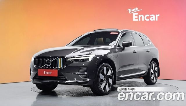 Volvo XC60 T8 Ultra Bright — пробег 21 153 км — фото 1 из 5