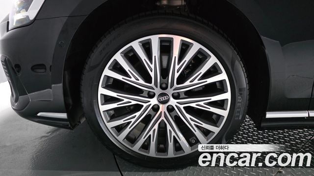 Audi A8 из Кореи Encar