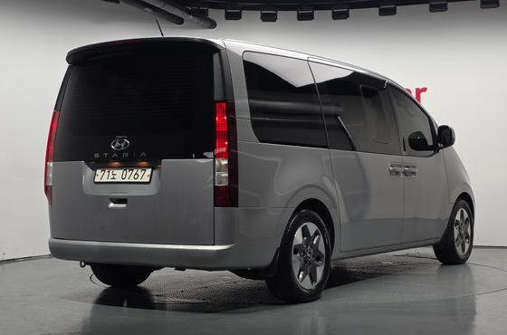 Hyundai Staria Tourer 11-Seater Modern — пробег 62 783 км — фото 2 из 5