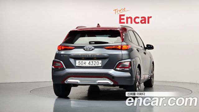 Hyundai Kona из Кореи Encar