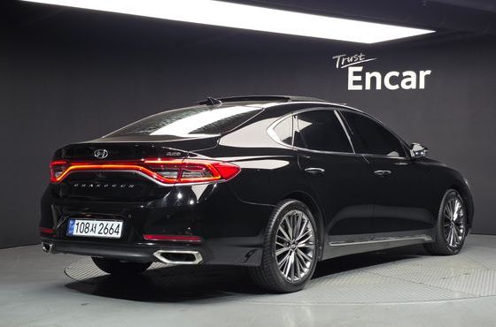 Hyundai Grandeur 2.2 Diesel Premium Special — пробег 177 267 км — фото 2 из 5