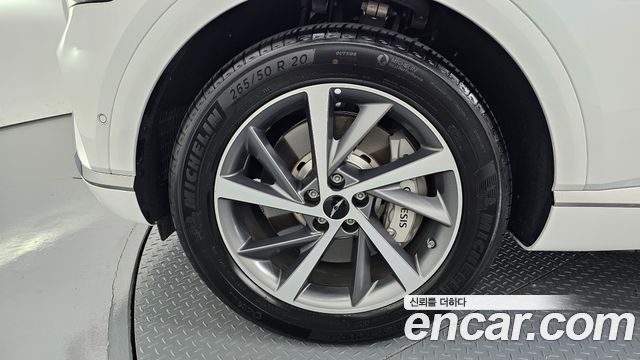 Genesis GV80 из Кореи Encar