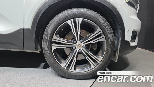 Volvo XC40 из Кореи Encar