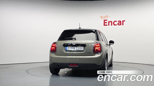 Mini Cooper из Кореи Encar