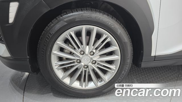 Hyundai Kona из Кореи Encar