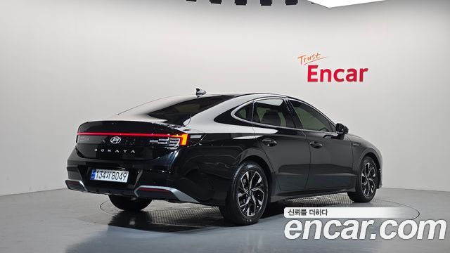 Hyundai Sonata 2.0 Premium — пробег 12 095 км — фото 2 из 5