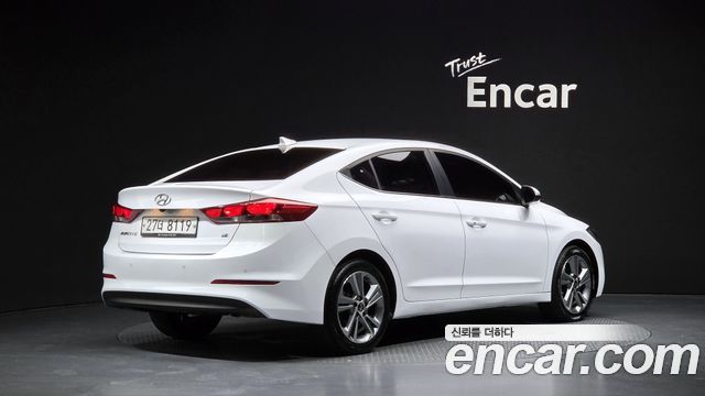 Hyundai AVANTE из Кореи Encar