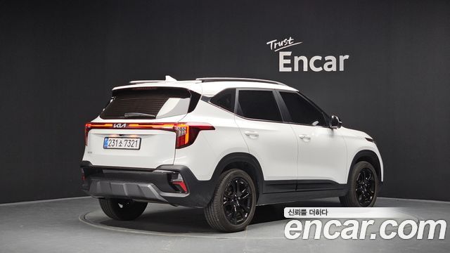 Kia Seltos из Кореи Encar